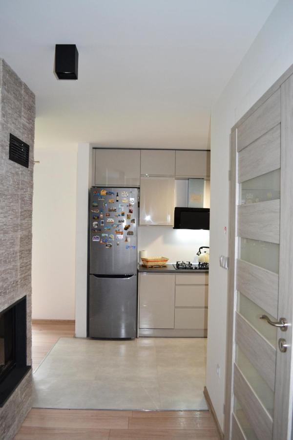 Leniowka Appartement Ponikiew  Buitenkant foto