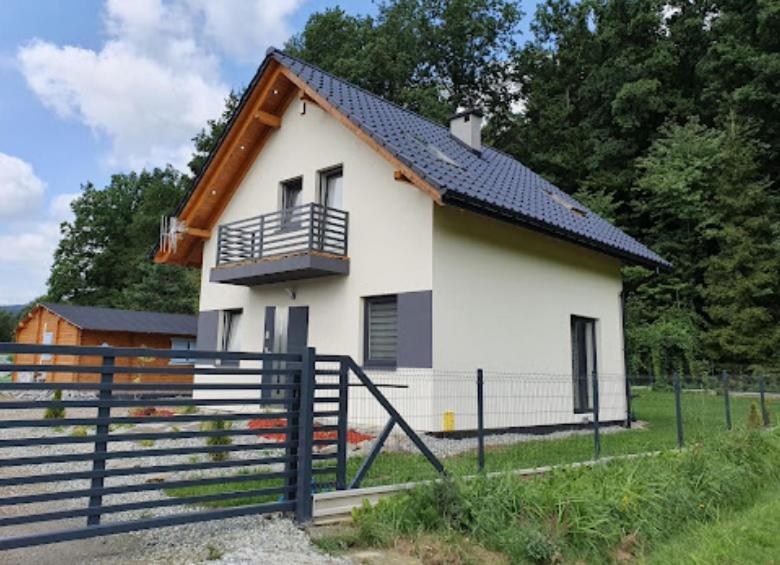 Leniowka Appartement Ponikiew  Buitenkant foto